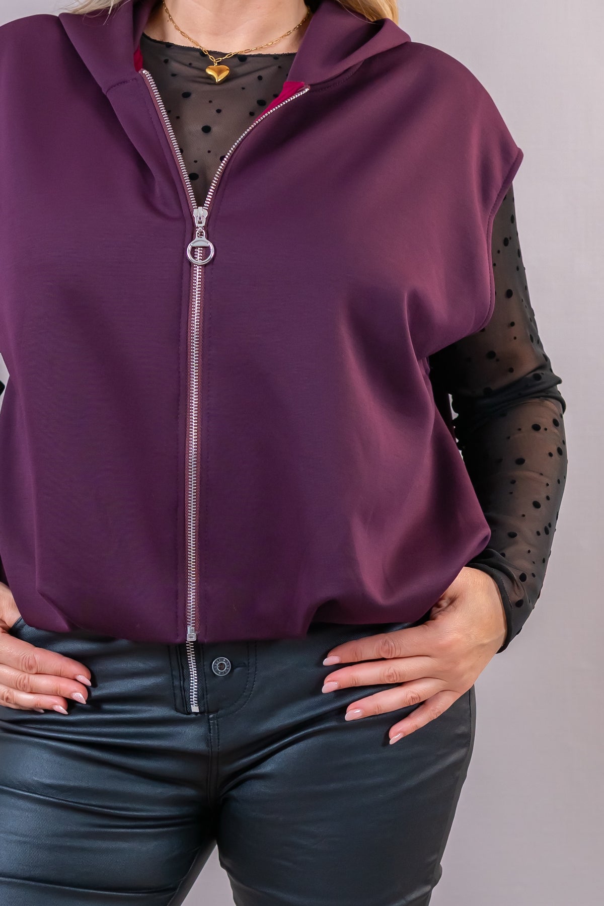 Lässige Kapuzenweste "Urban Style", beerenrot