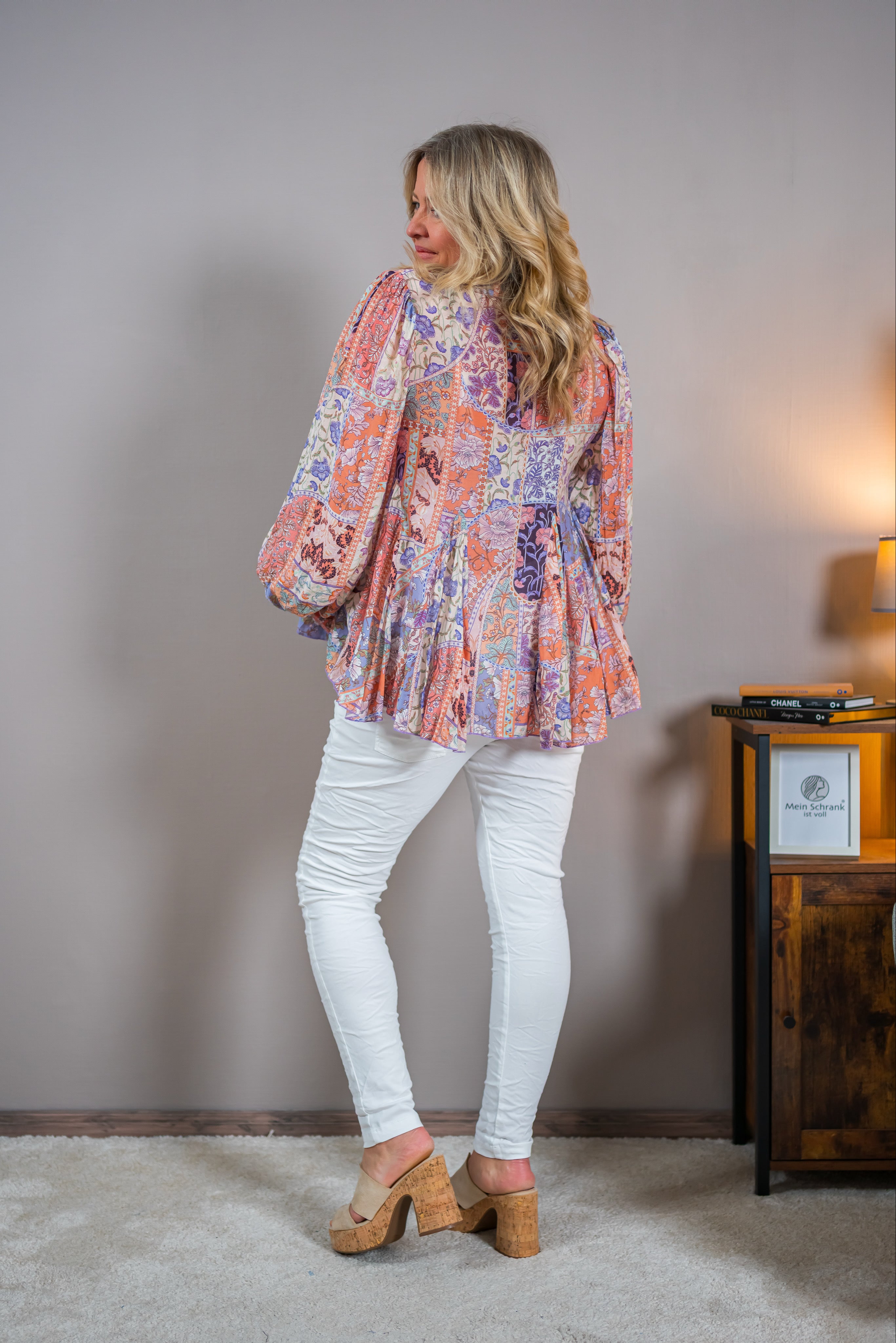 Leichte Tunika mit Patchwork-Blumenprint