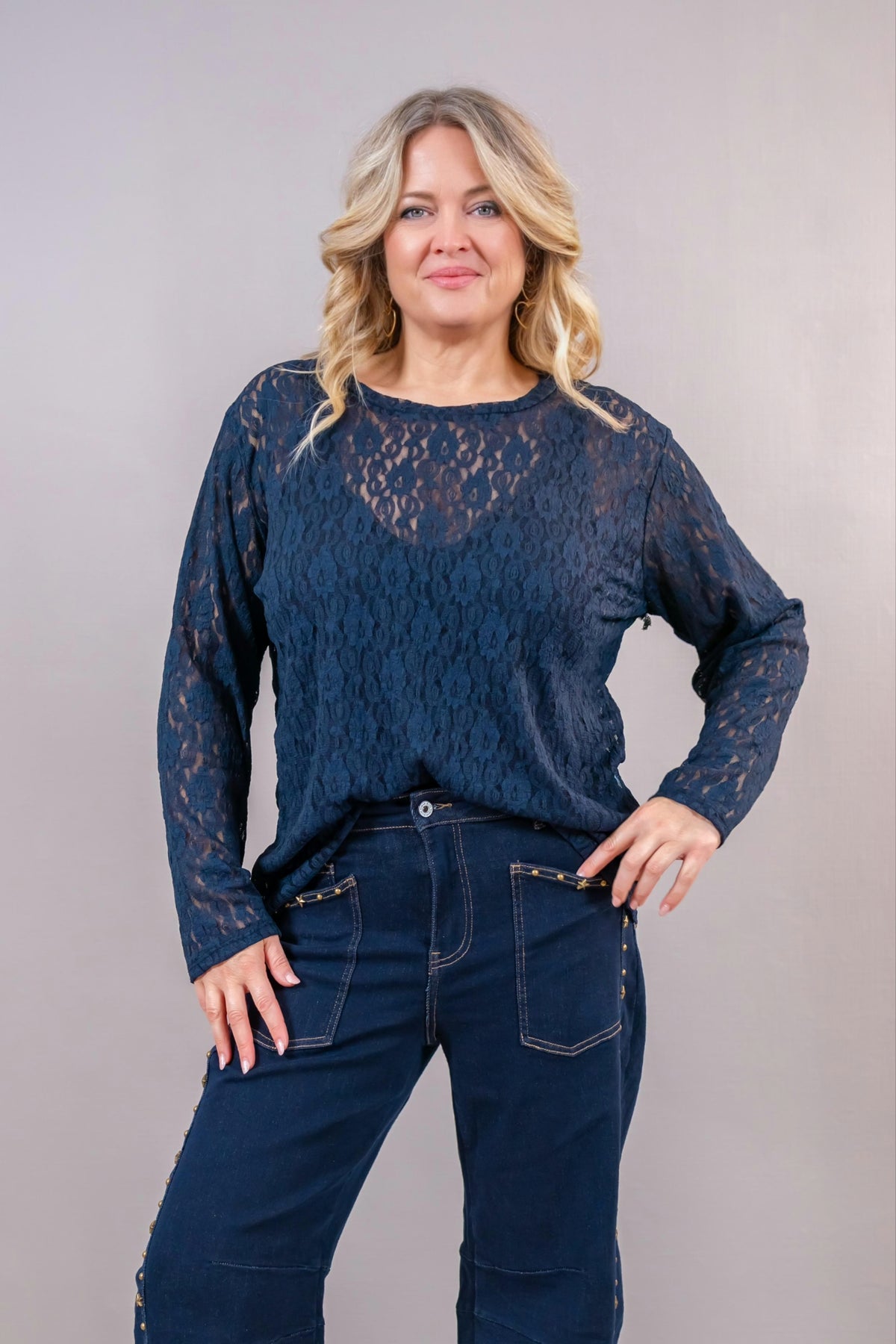 Curvy Spitzen-Langarmshirt, dunkelblau