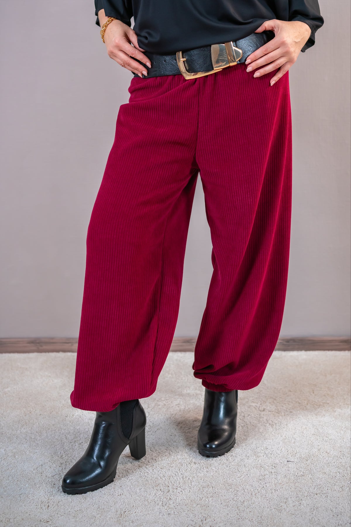 Ballonhose in Cord-Optik, weinrot