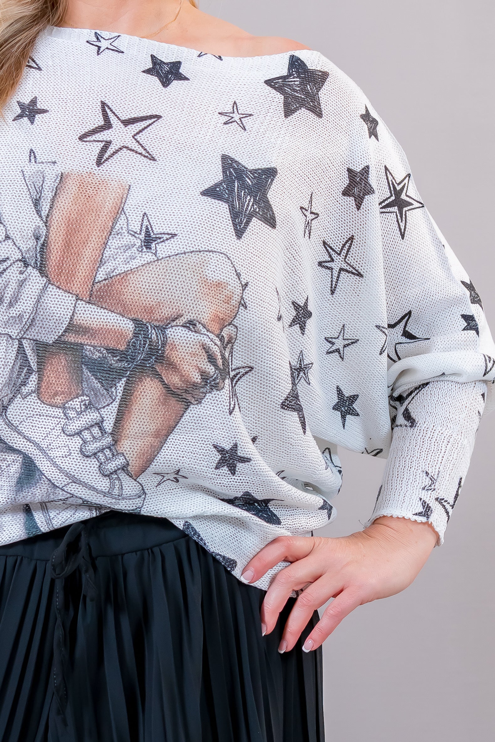 Leichter Sommerpulli mit Print, weiß/schwarz