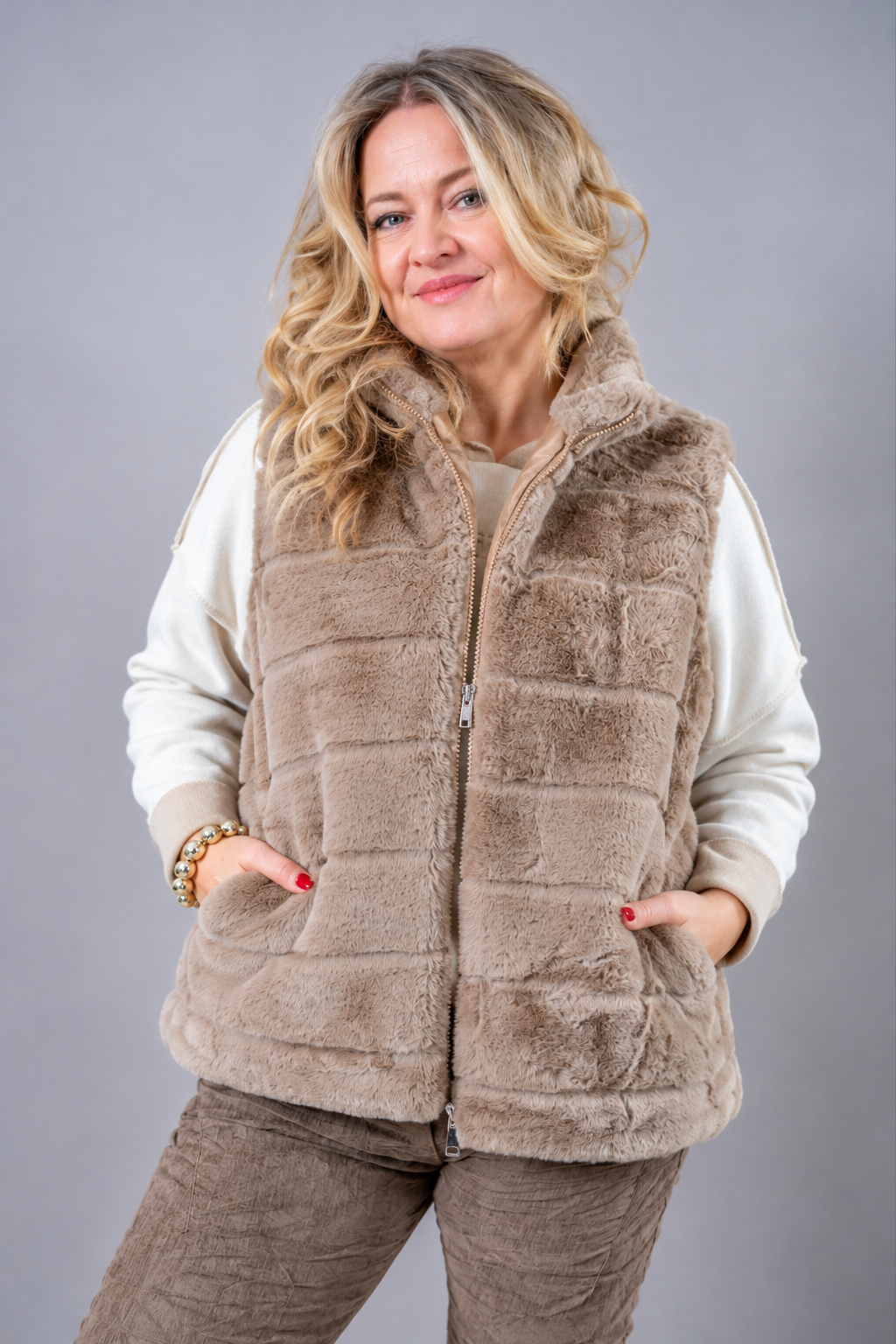 Kuschelige Fake Fur Weste, beige