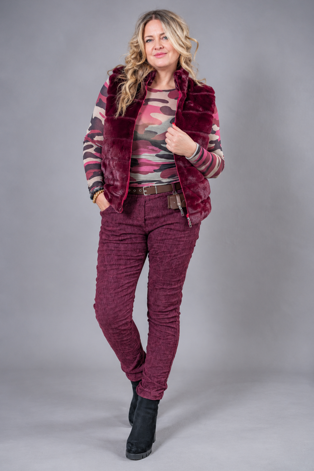 Stretchhose in Samt-Cord-Optik, burgundy