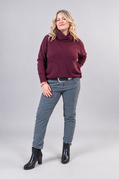Oversize Strickpullover mit Rollkragen & Taschen, bordeaux