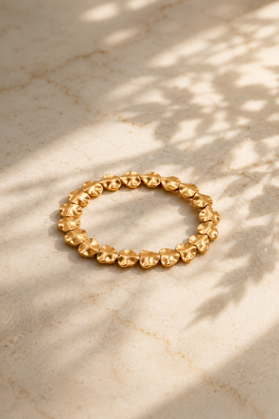 Herz-Armband Gold Matt, kleine Herzplättchen