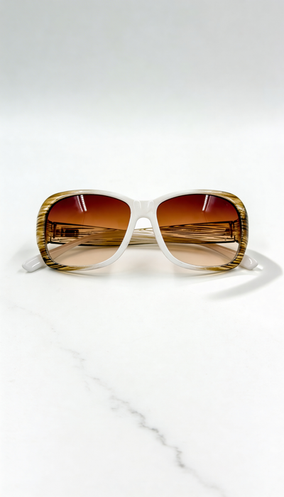 Sonnenbrille in Retro-Look, verschiedene Farben