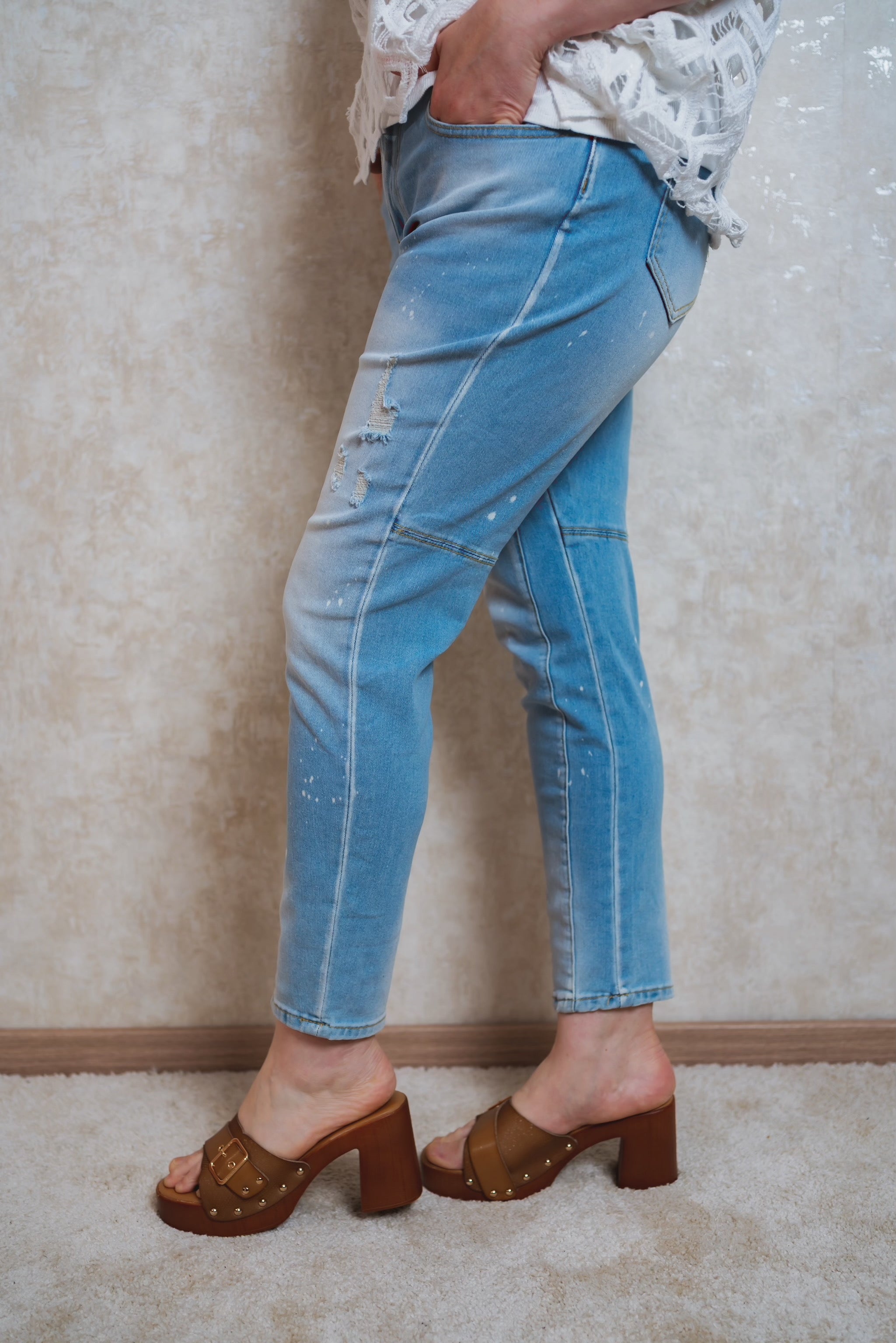High Waist-Jeans im used look, denim