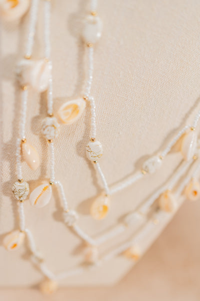 Halskette mit Muscheln