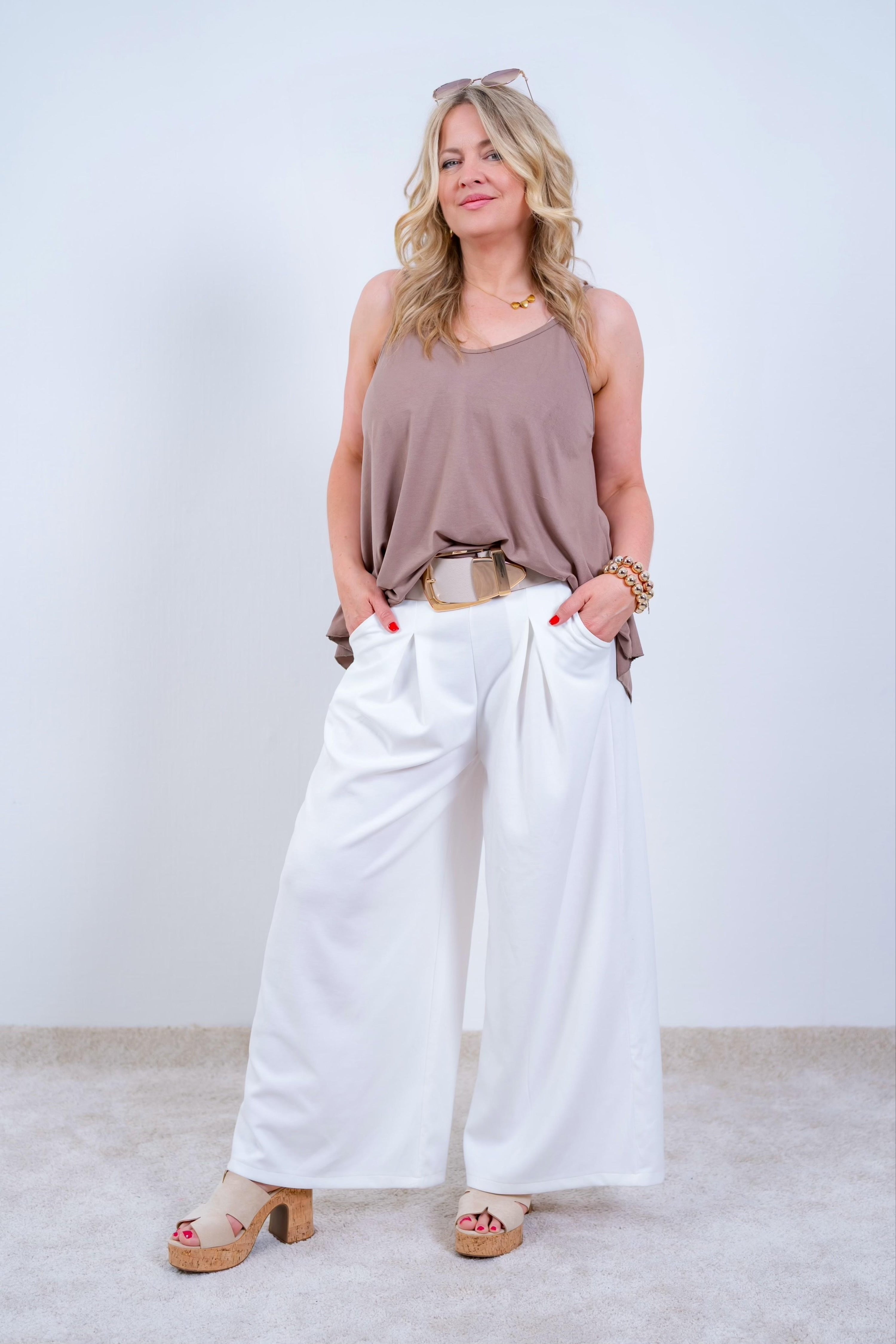 Top, taupe