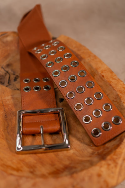 Stretchgürtel mit Nieten, hellbraun