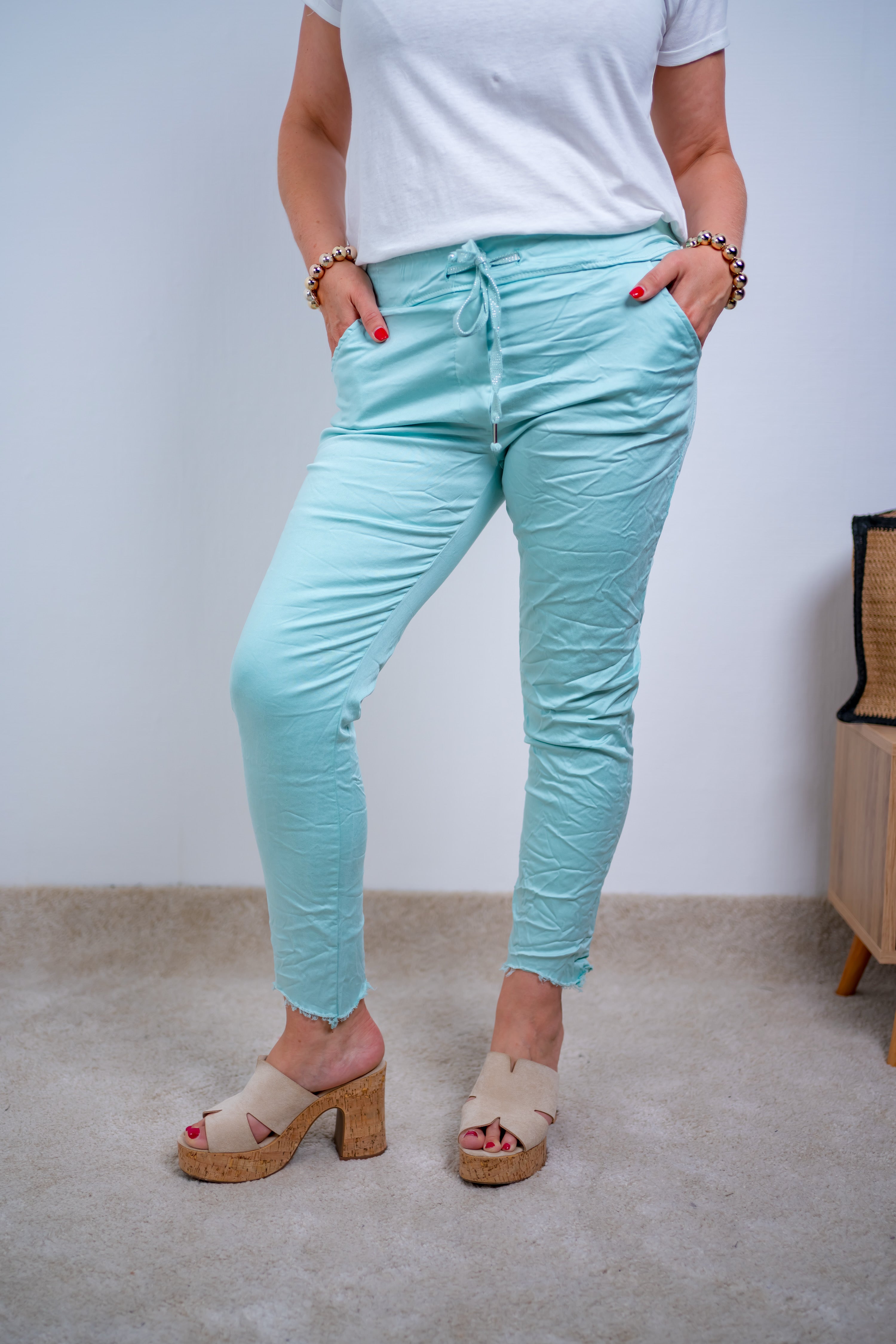 Stretchhose mit Fransen am Saum, mint