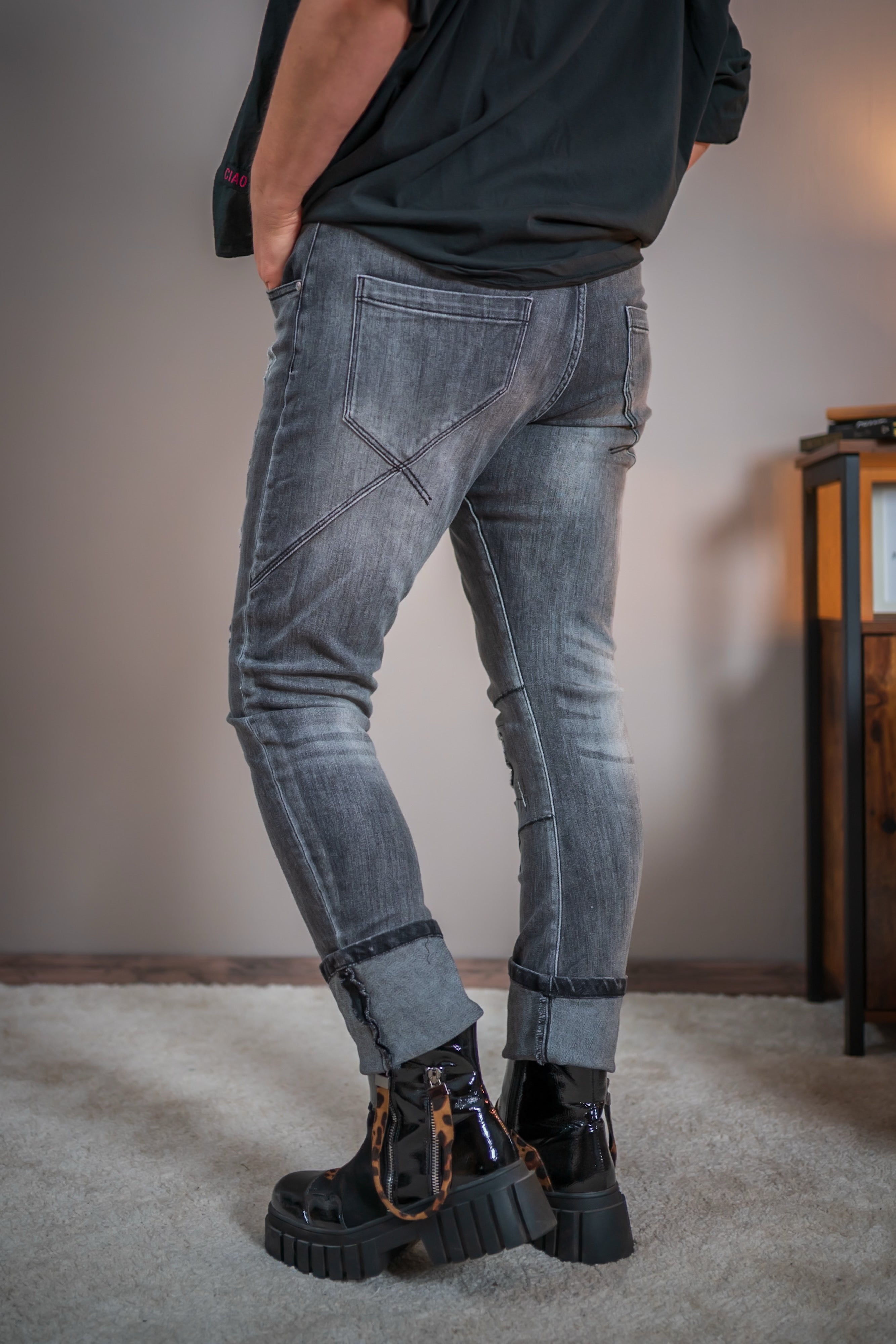 Jeans destroyed look, schwarz
