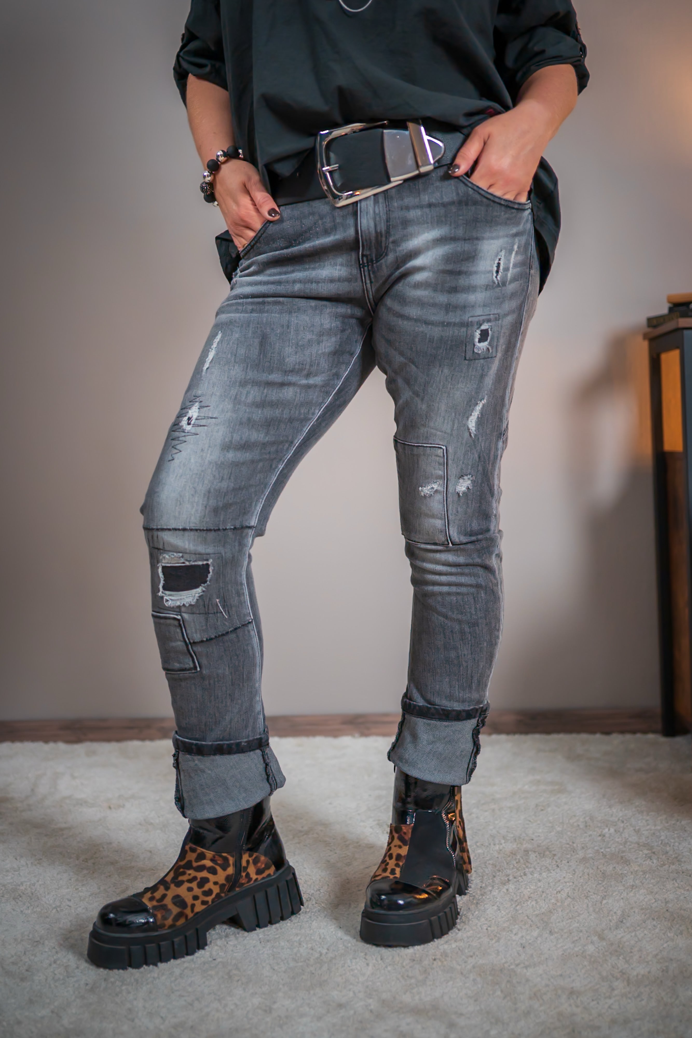 Jeans destroyed look, schwarz