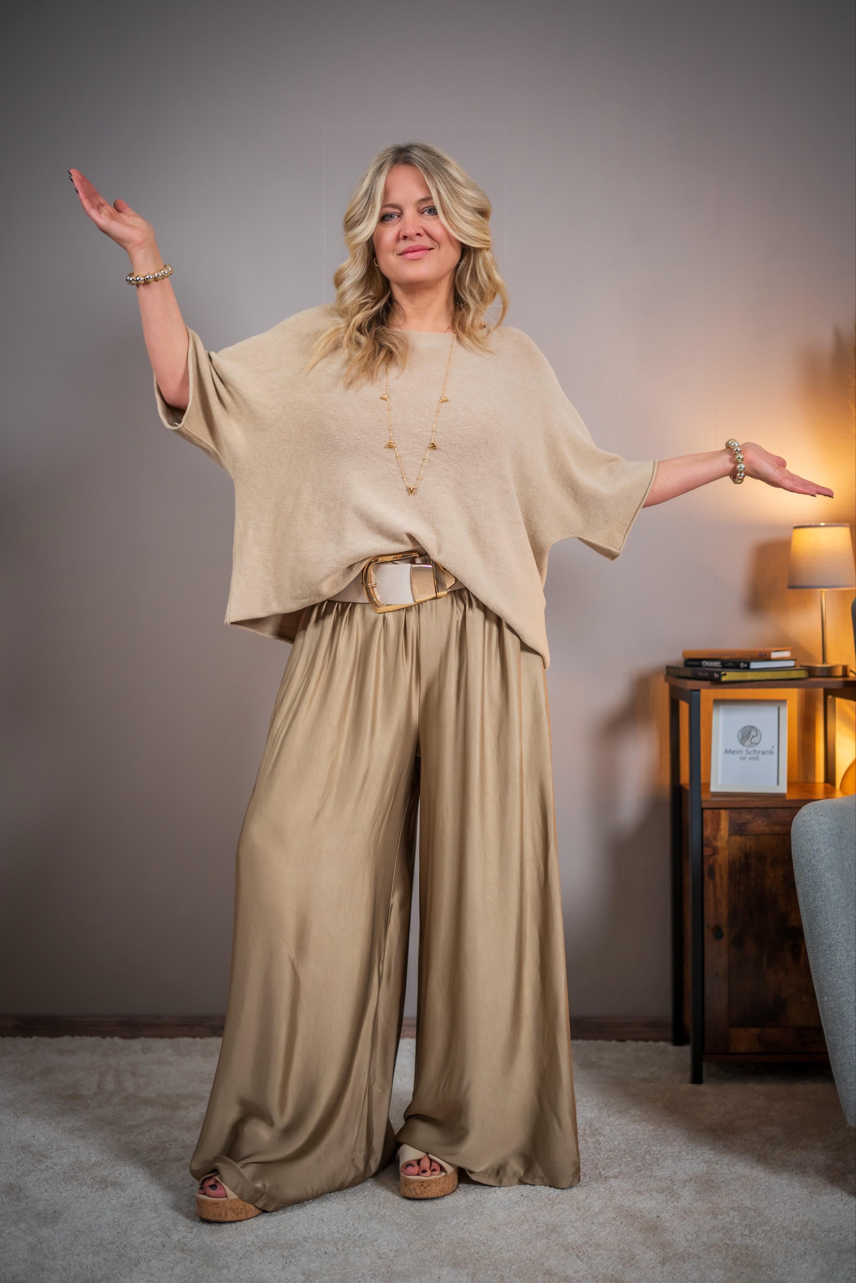 Leichter Feinstrickpullover, camel