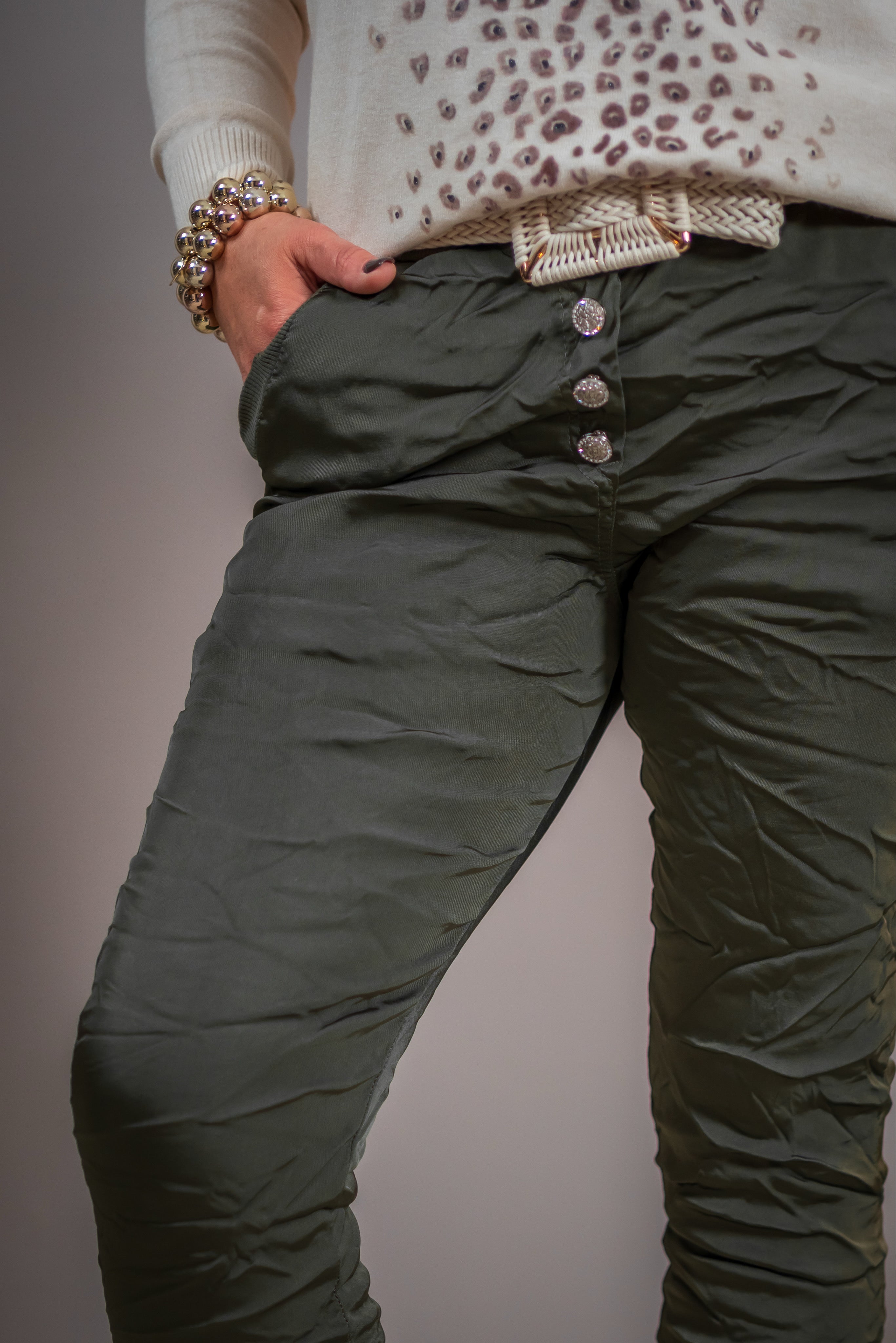Glanz-Stretchhose, khaki