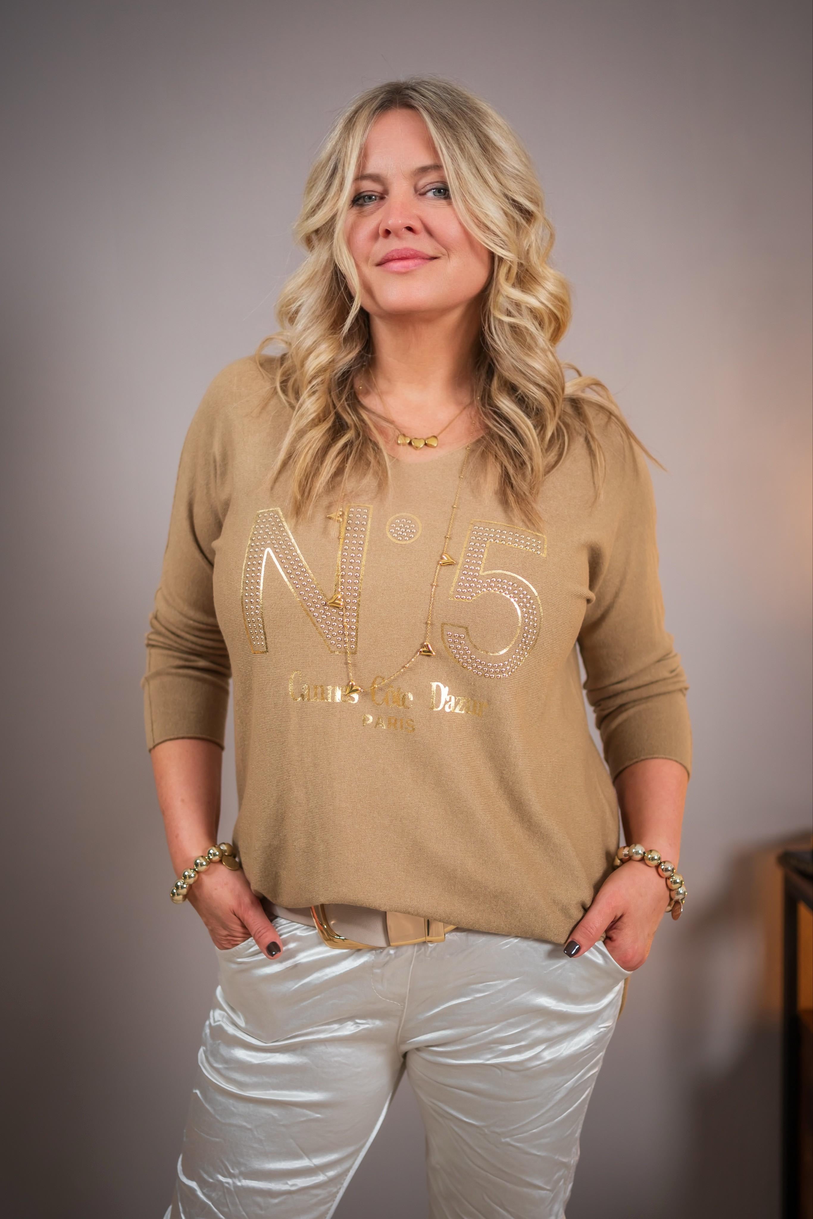 Longpullover mit Steinchen, camel