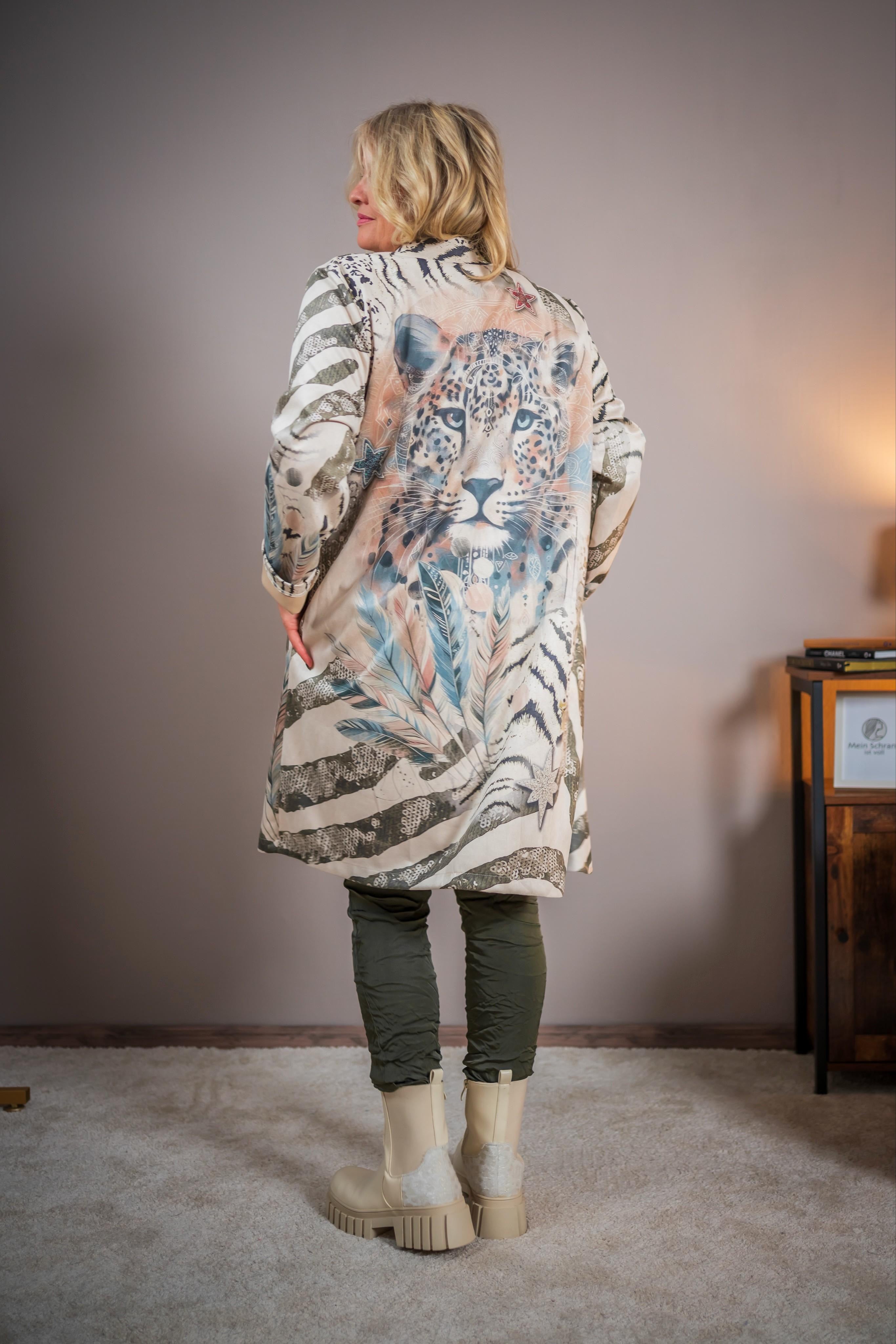 Weicher Mantel mit Druck