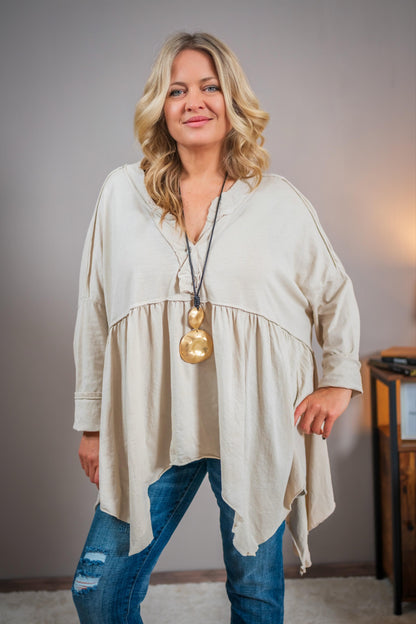Tunika mit Rüschen, beige