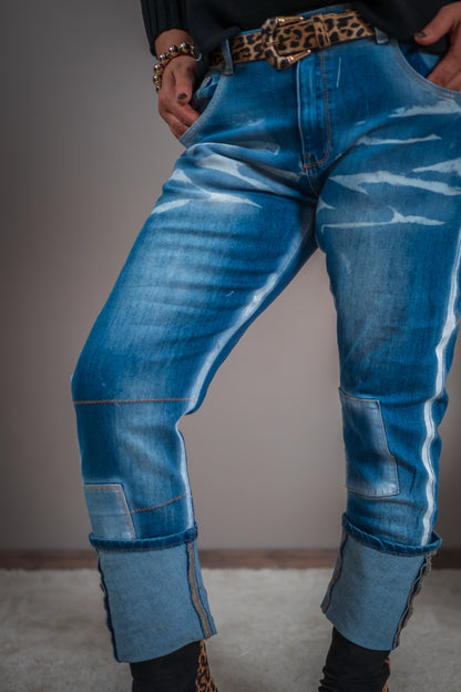 Jeans mit Patches, Mittelblau