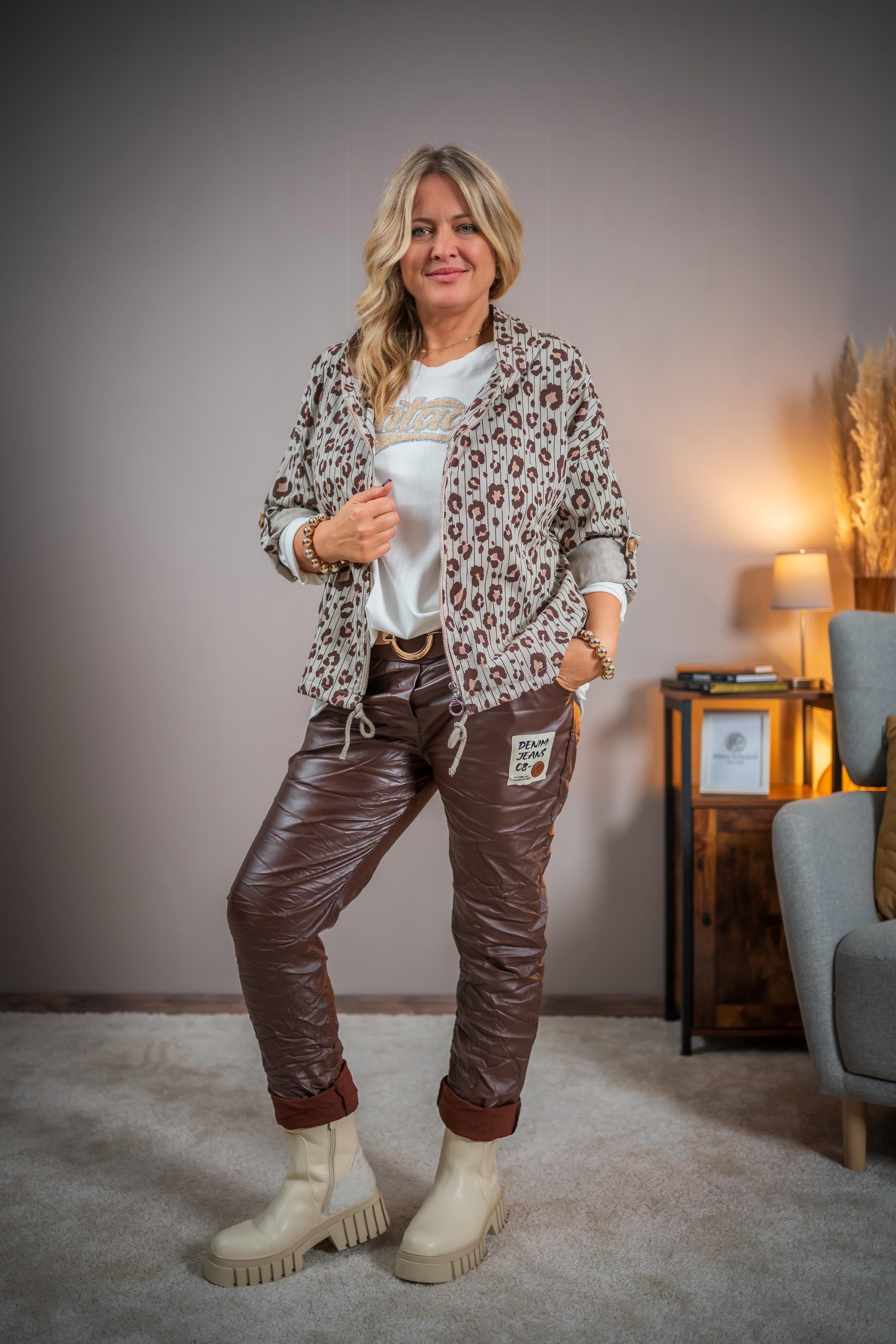 Kapuzenjacke im Leo-Print