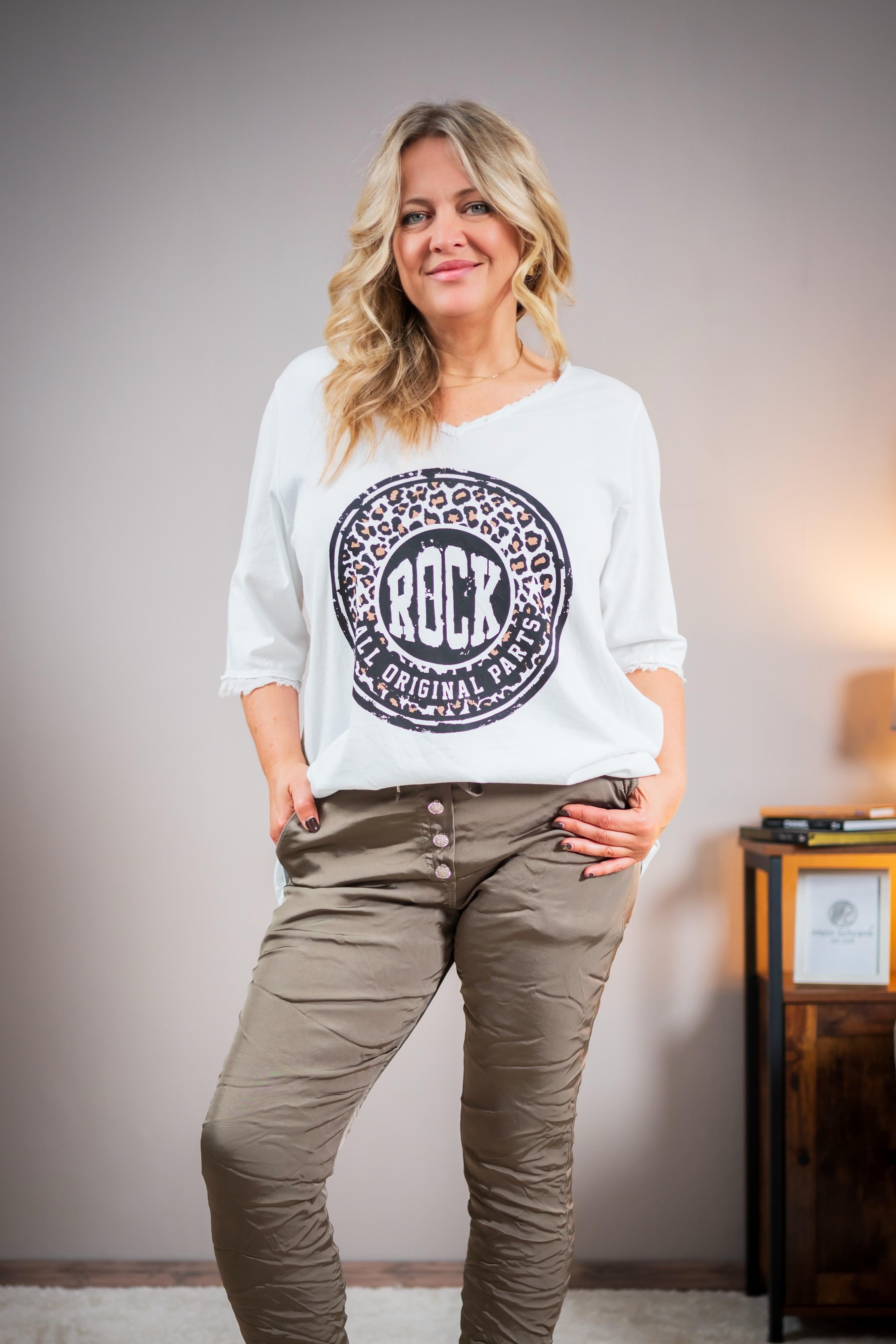 Oversize-Shirt mit Fransen am Ausschnitt, weiß