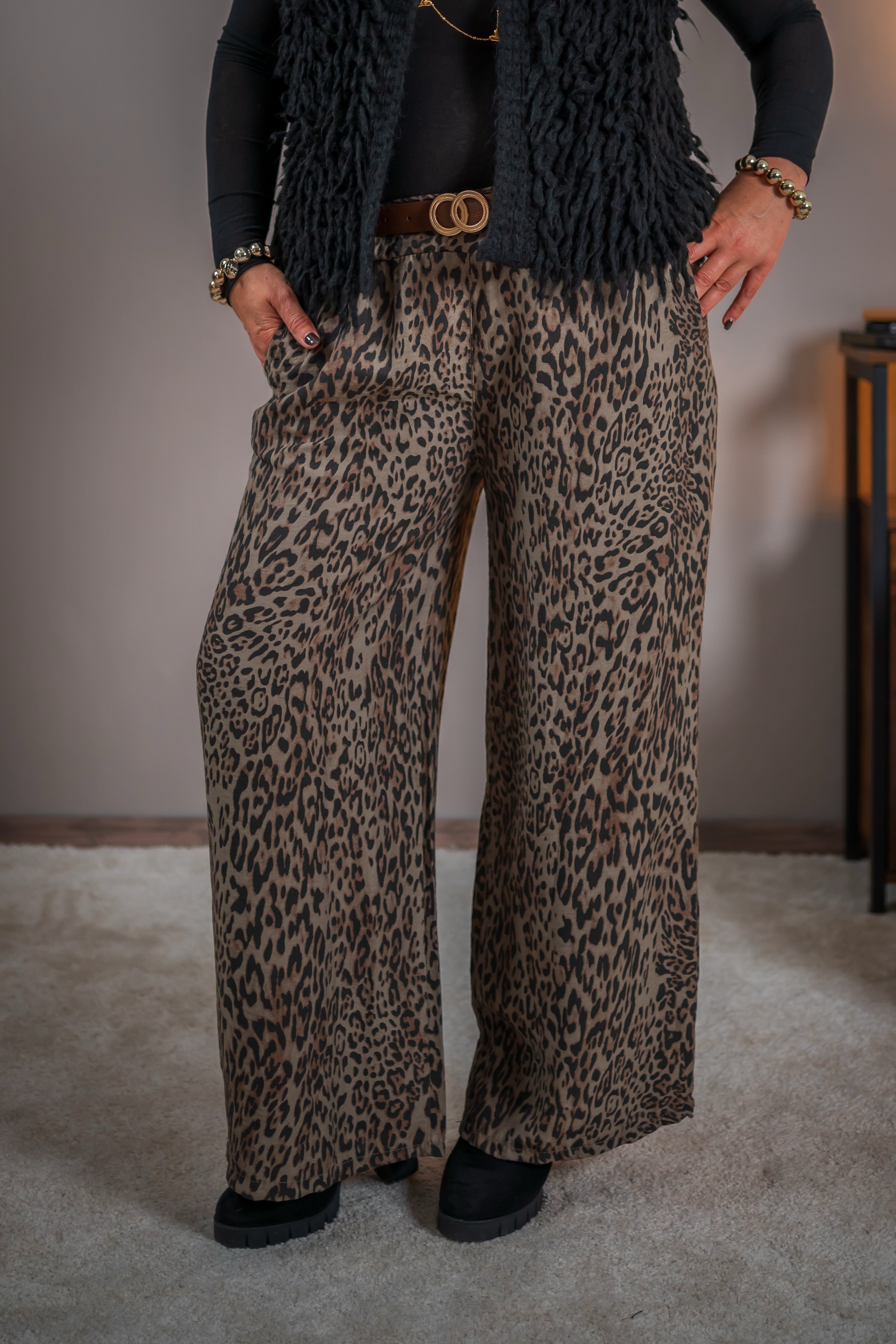 Weite Hose im Leo-Print