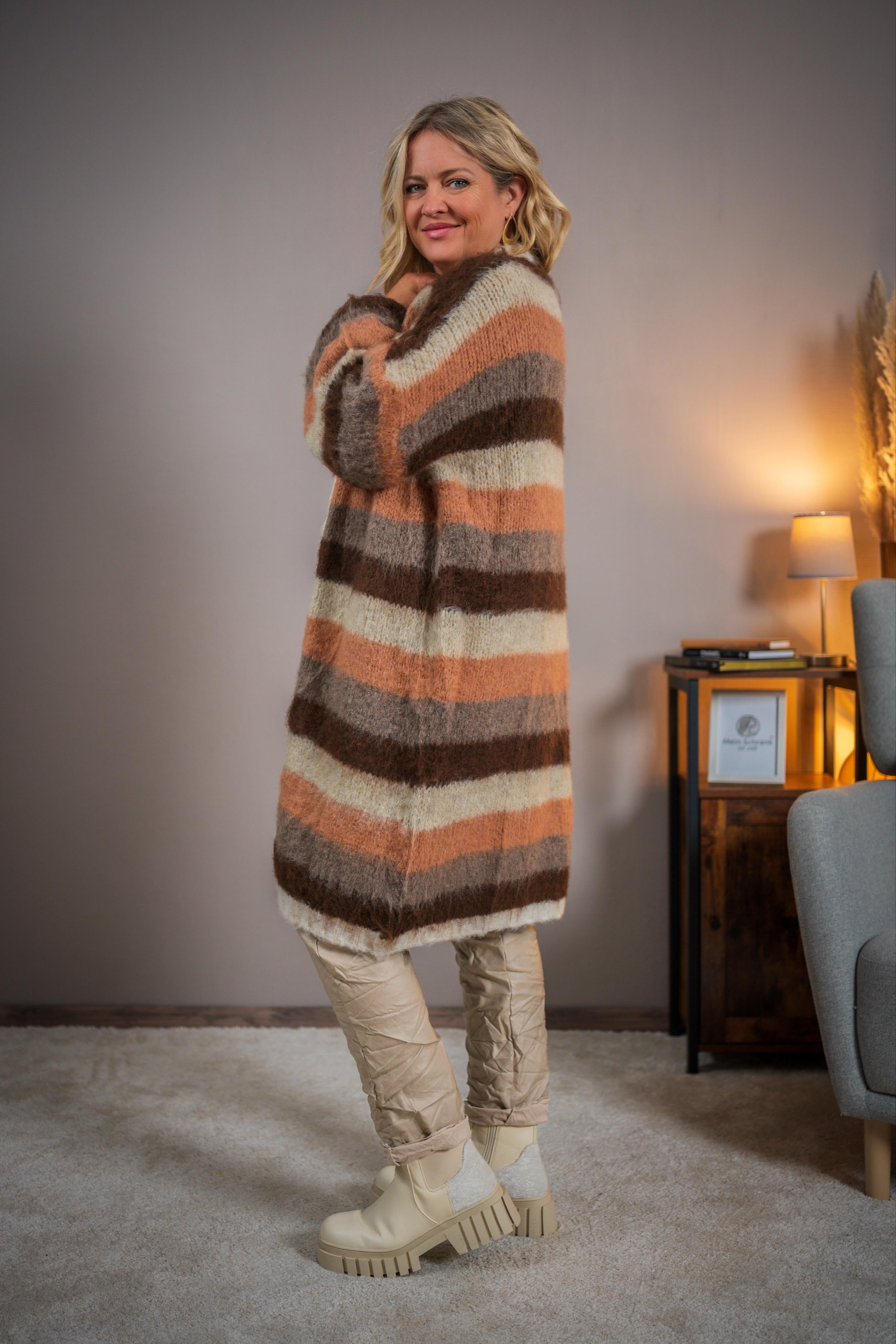 Lange Strickjacke, gestreift