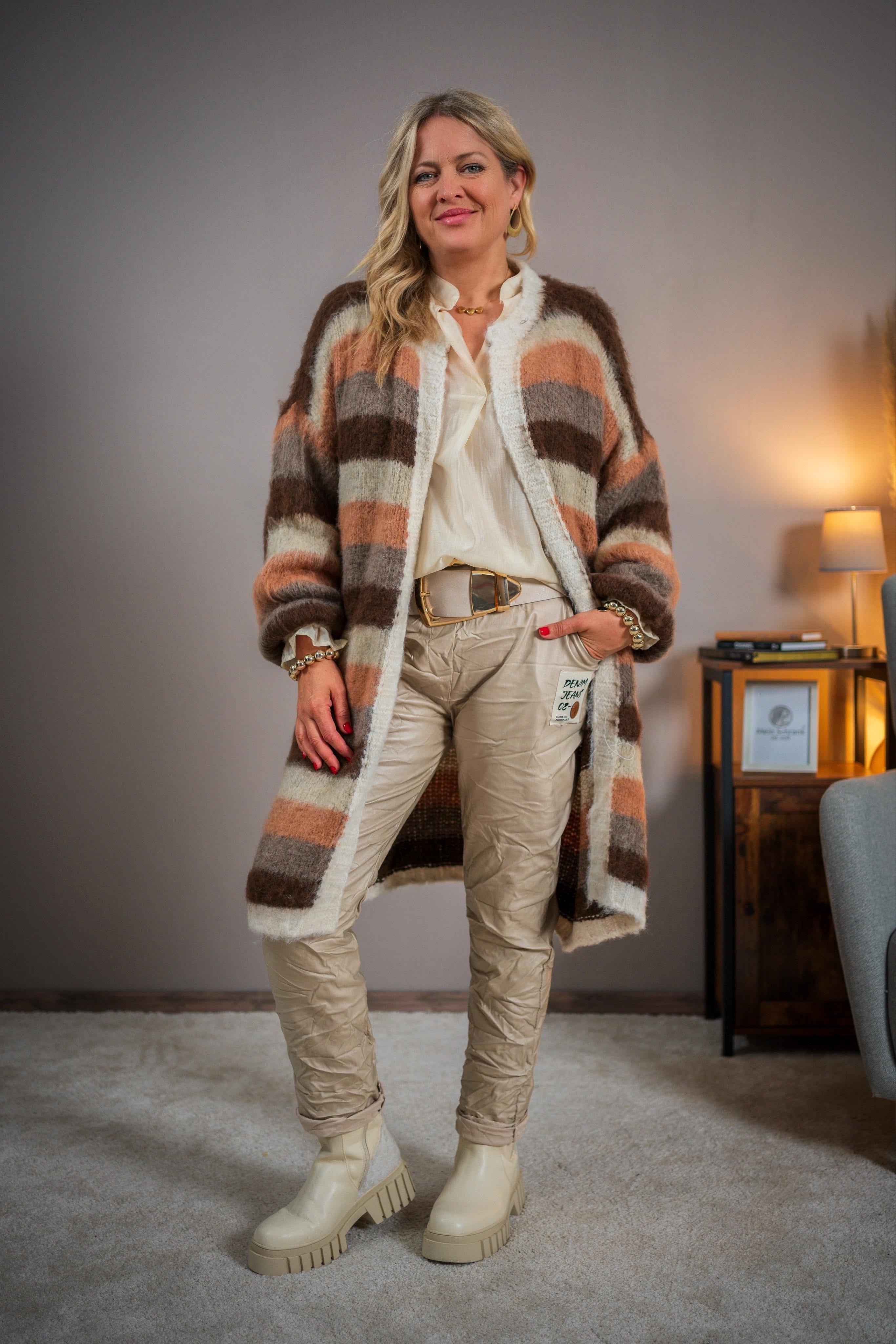 Lange Strickjacke, gestreift