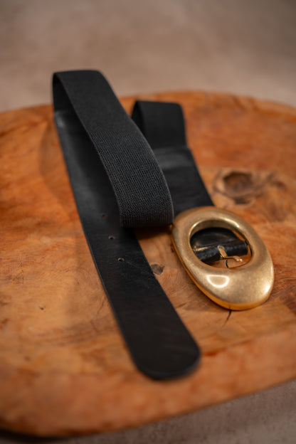 Schmaler Stretchgürtel mit ovaler Schnalle, schwarz