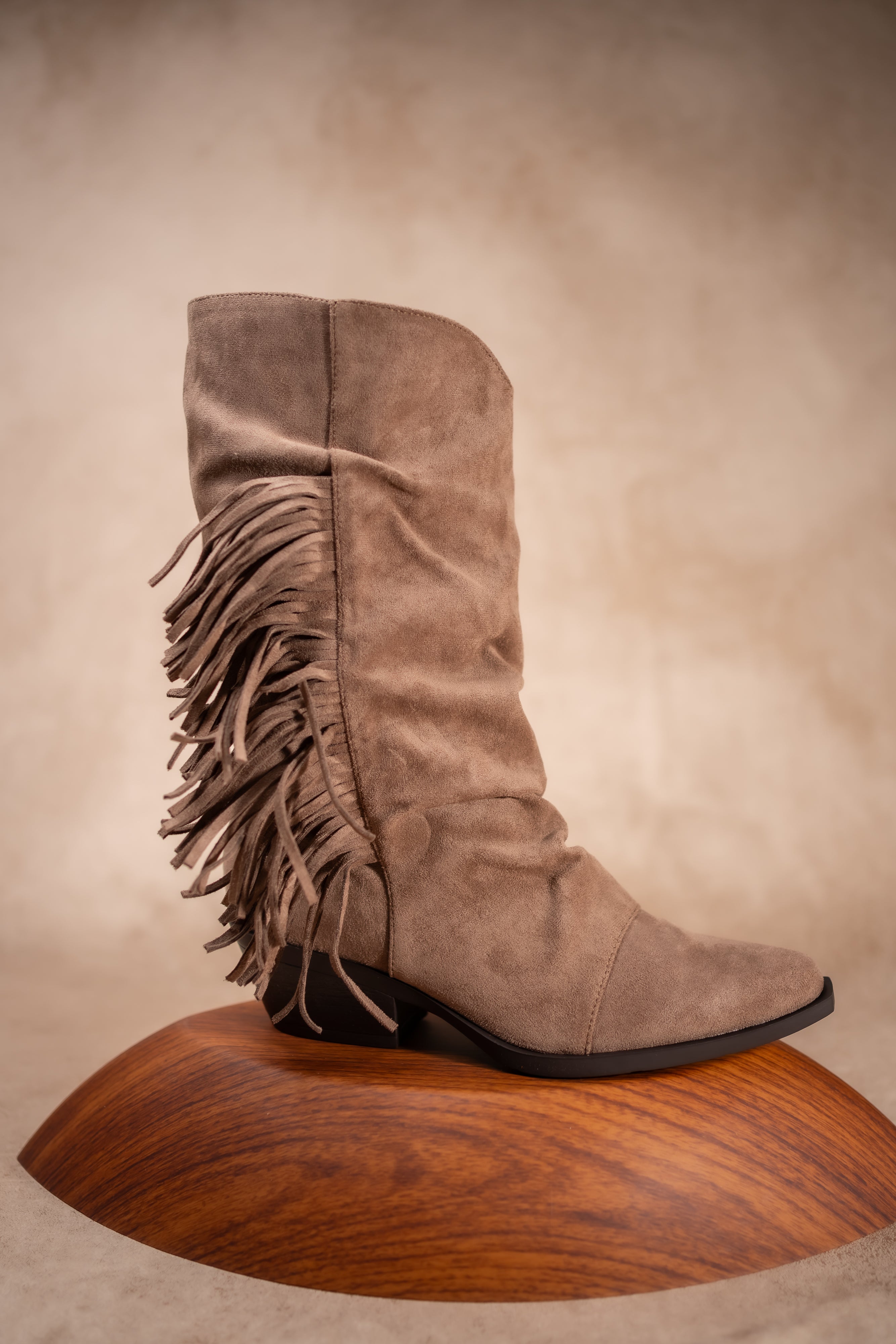 Stiefel im Westernstyle, taupe
