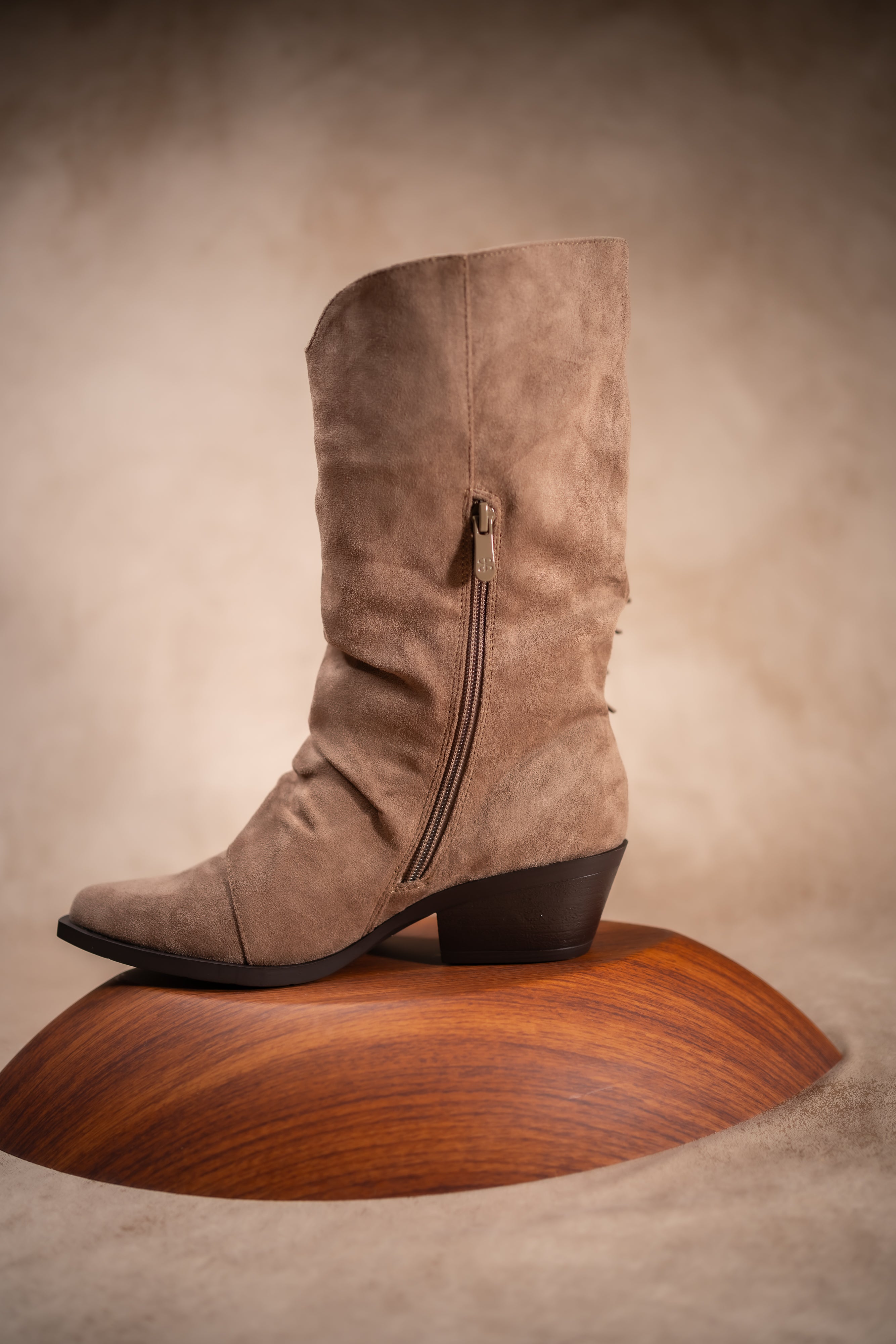 Stiefel im Westernstyle, taupe