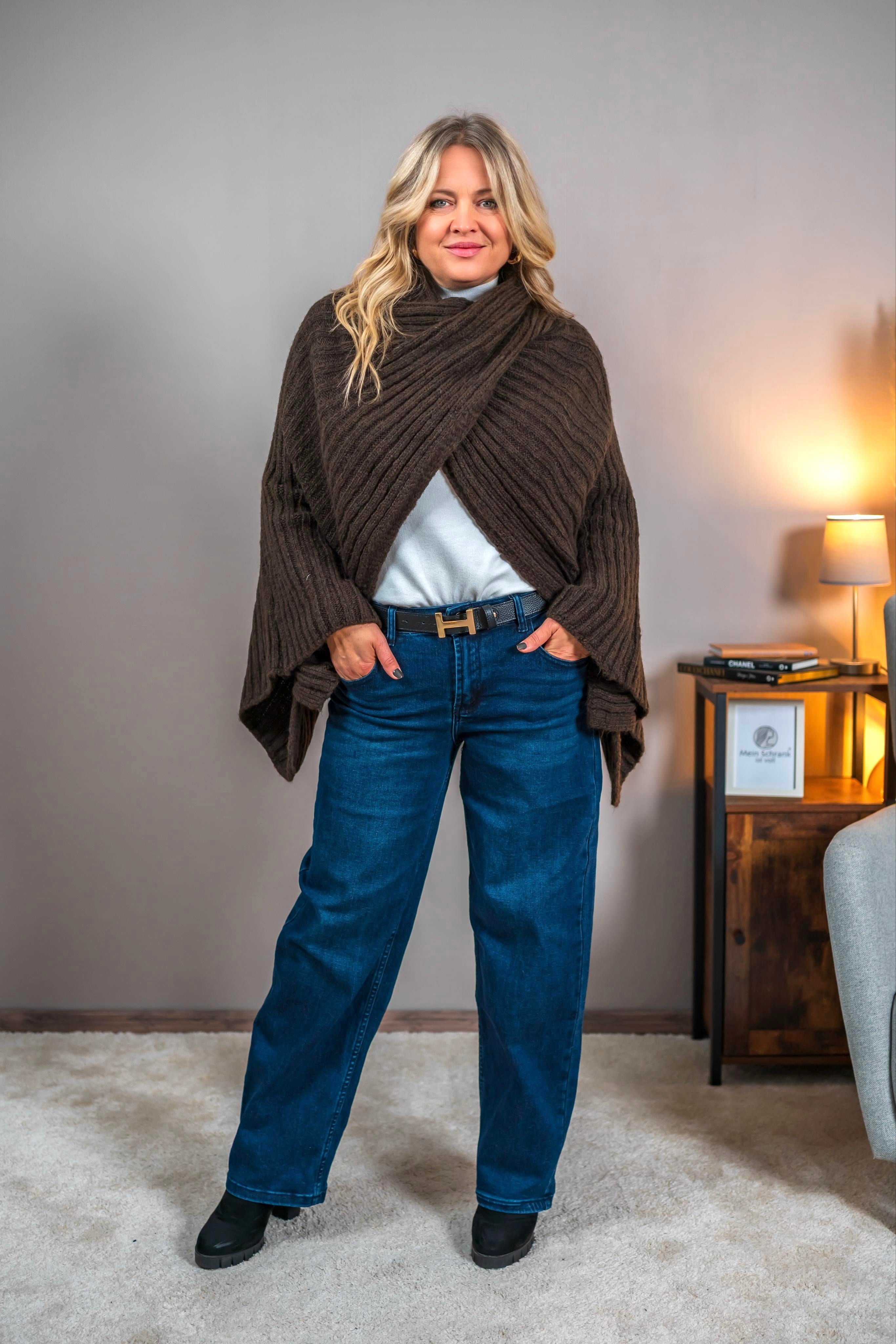 Poncho aus Strick, dunkelbraun