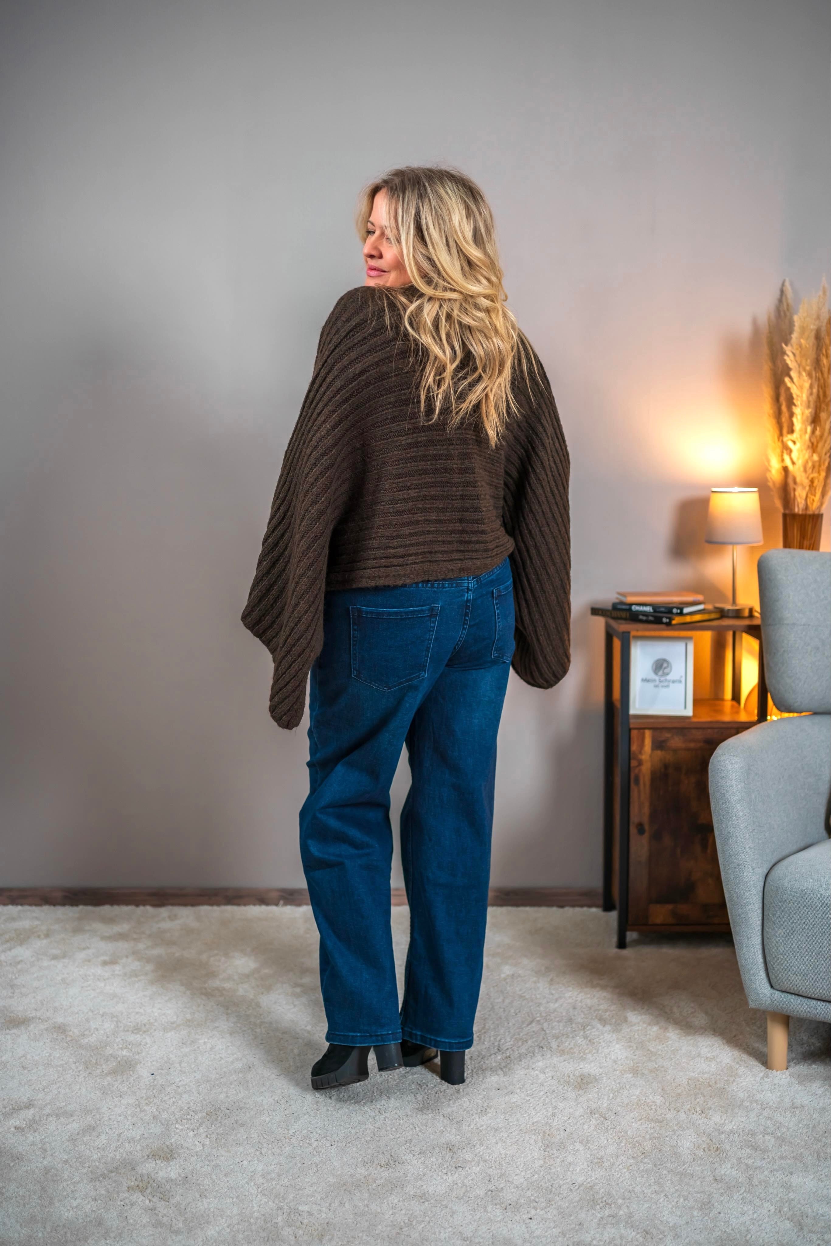 Poncho aus Strick, dunkelbraun