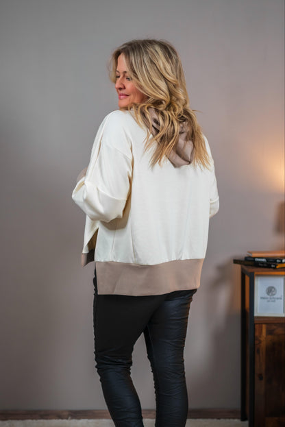 Leichter Hoodie mit Herz-Print