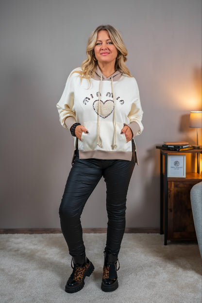 Leichter Hoodie mit Herz-Print
