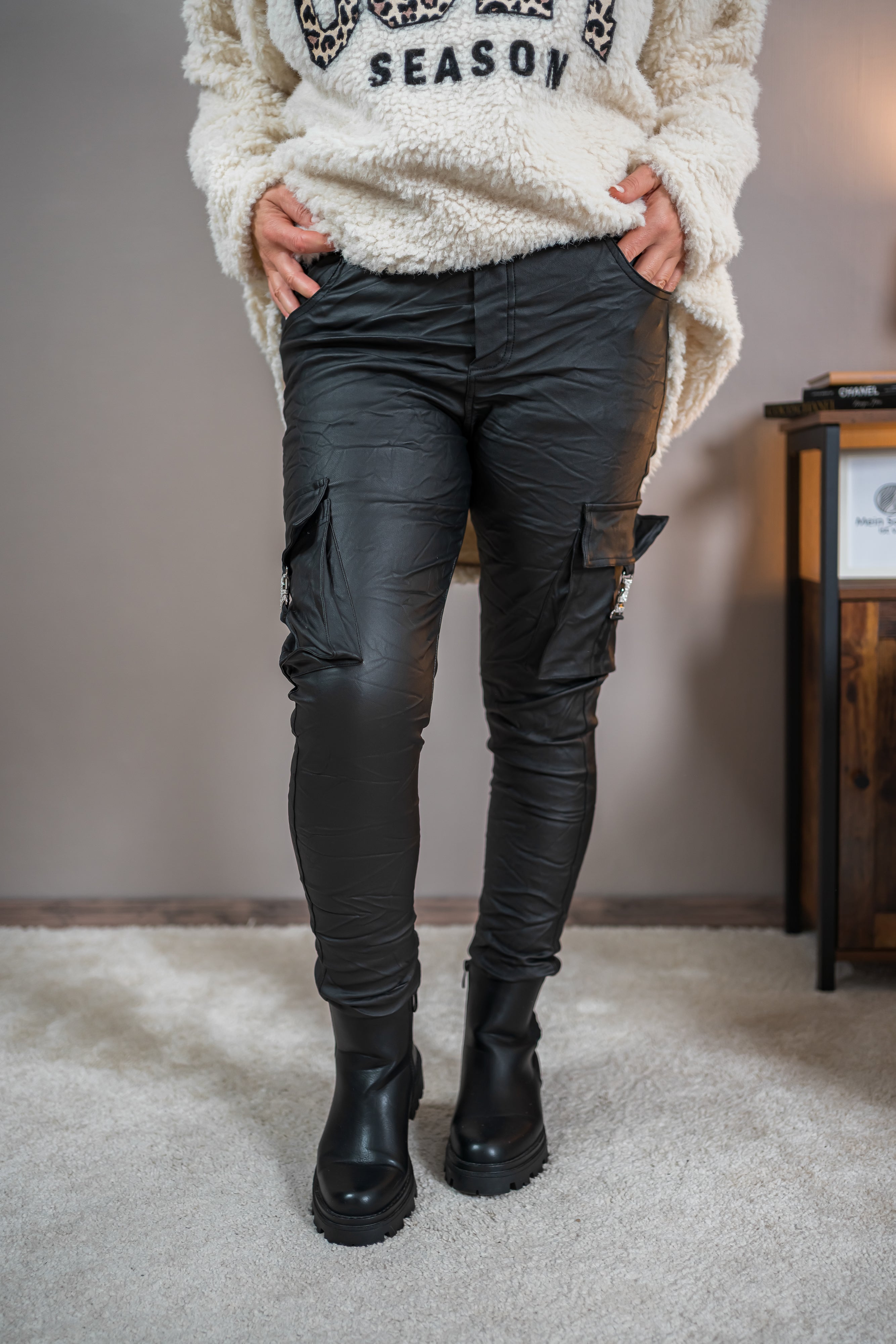 Cargo-Hose aus Lederimitat, schwarz