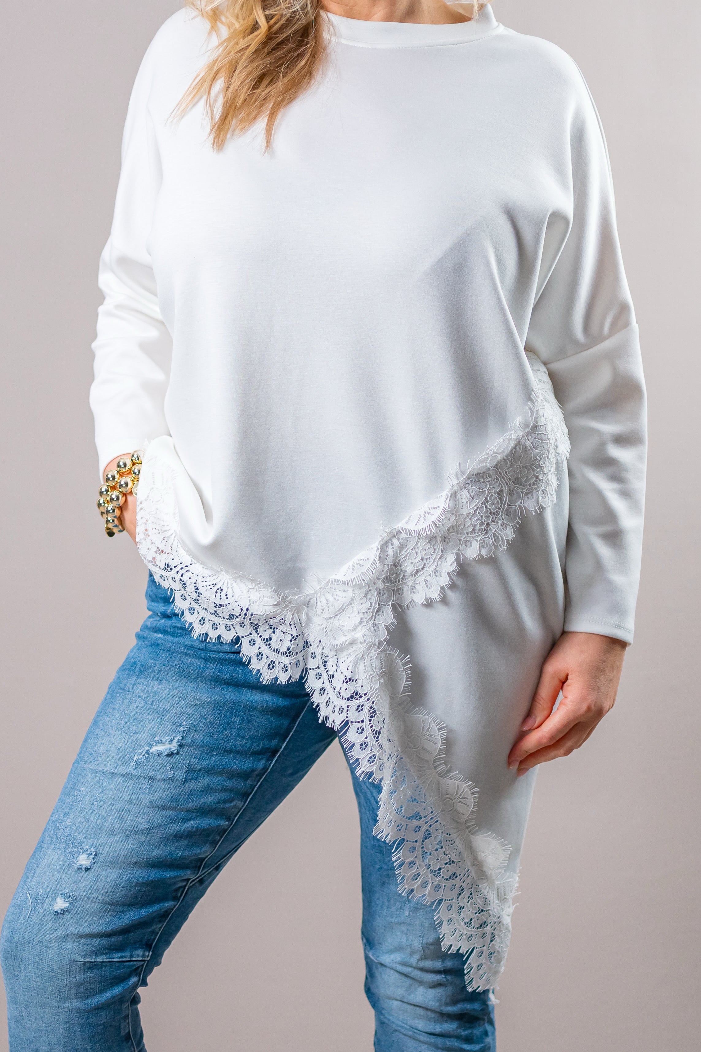 Asymmetrisches Sweatshirt mit Spitzenabschluss, off-white