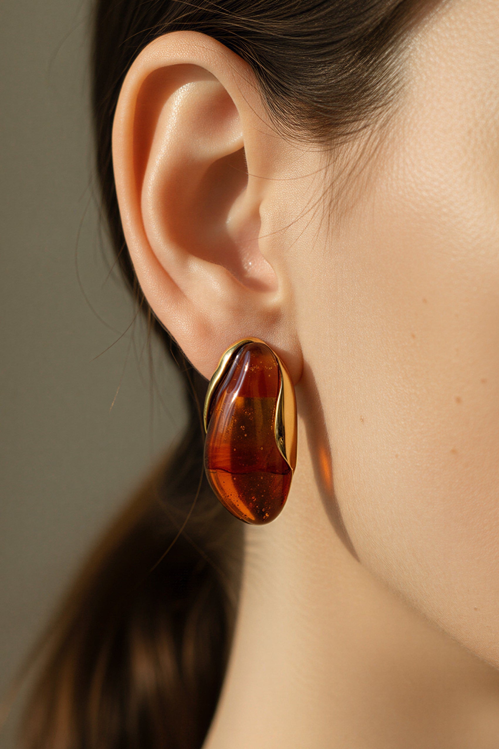 Ohrstecker, vergoldet mit Resin