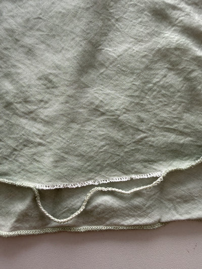 Oversize Top mit Spitzenträger, salbeigrün 2.Wahl