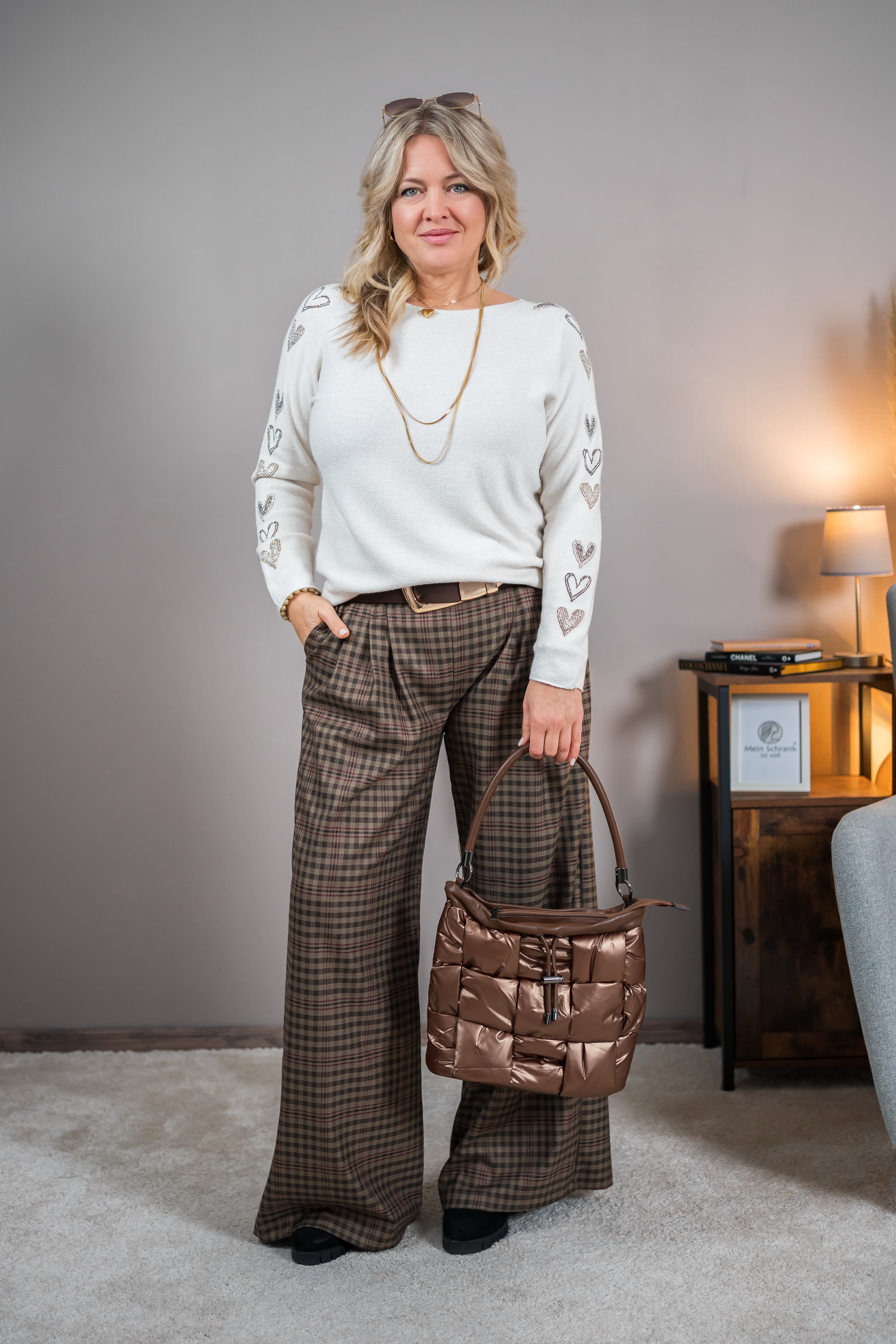 Strickpullover mit Glitzerherzen, ecru