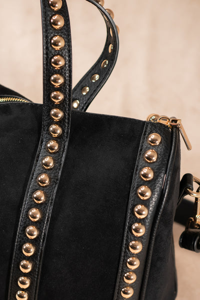Schwarze Barrel Bag in Velours mit goldenen Nieten