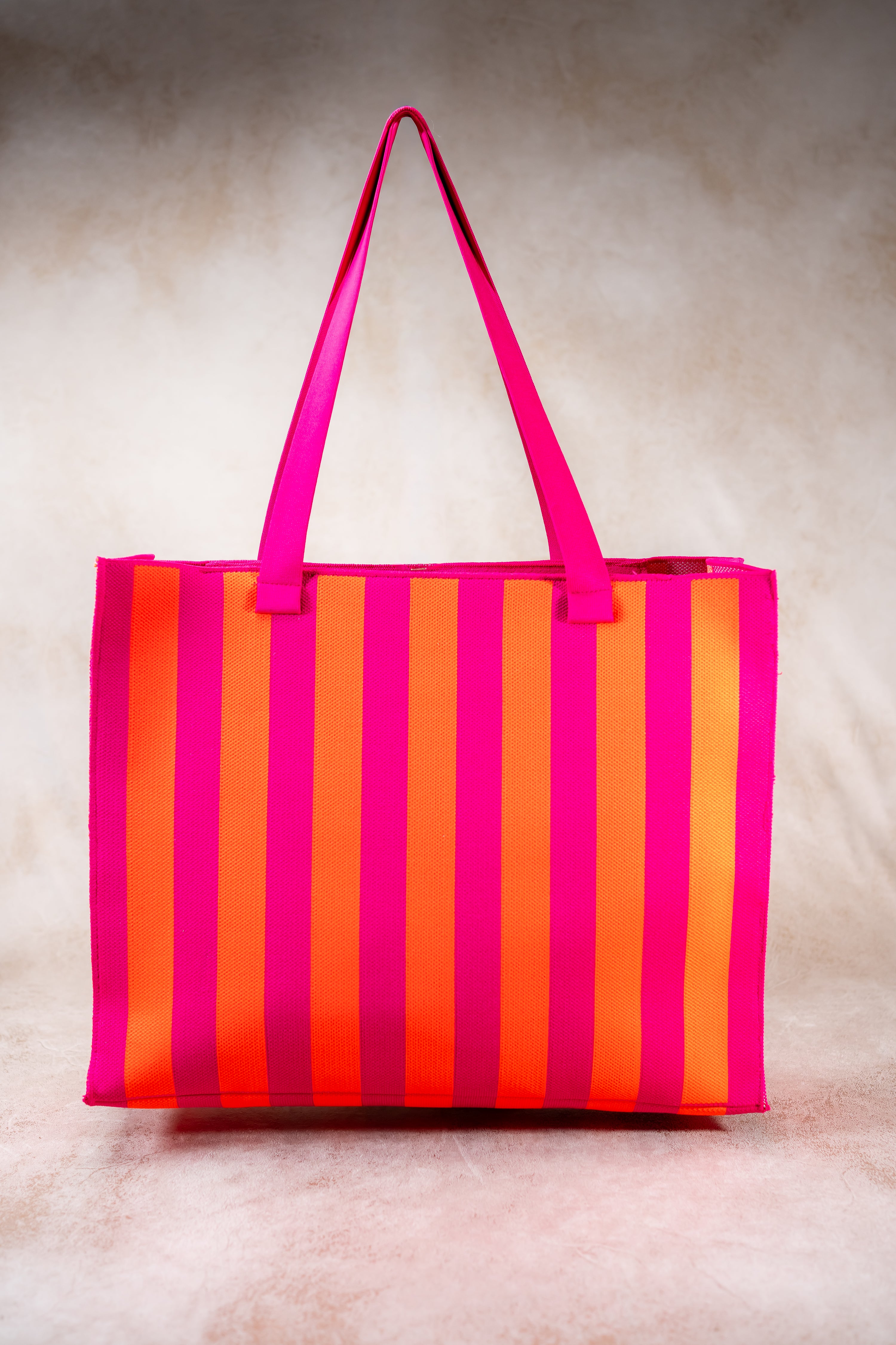 Weicher Shopper in Pink-Orange in Blockstreifen