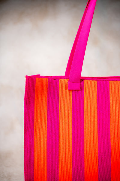 Weicher Shopper in Pink-Orange in Blockstreifen