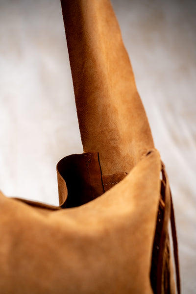 Wildleder-Tasche mit Fransen, camel