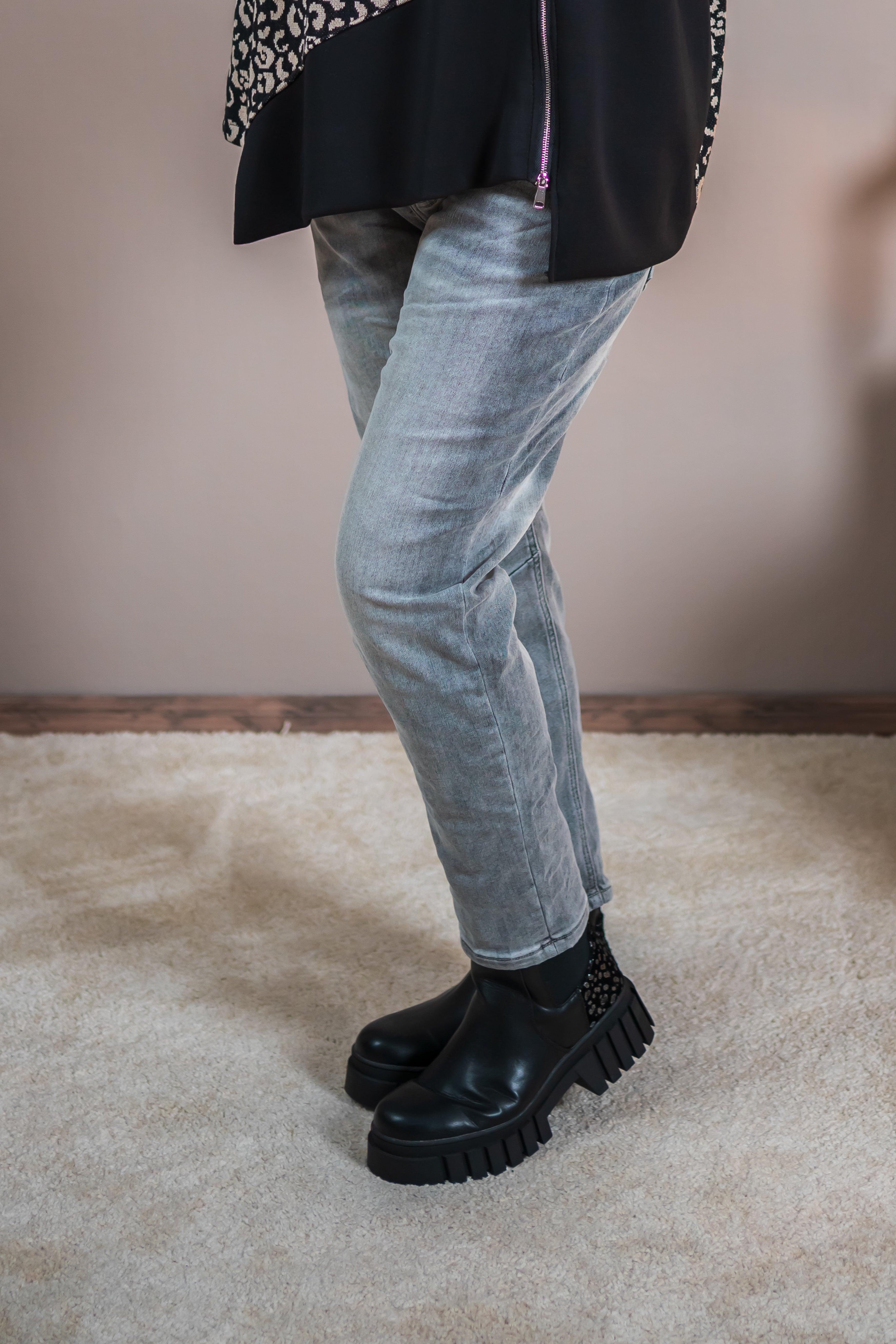 High Waist-Jeans Basic Grey