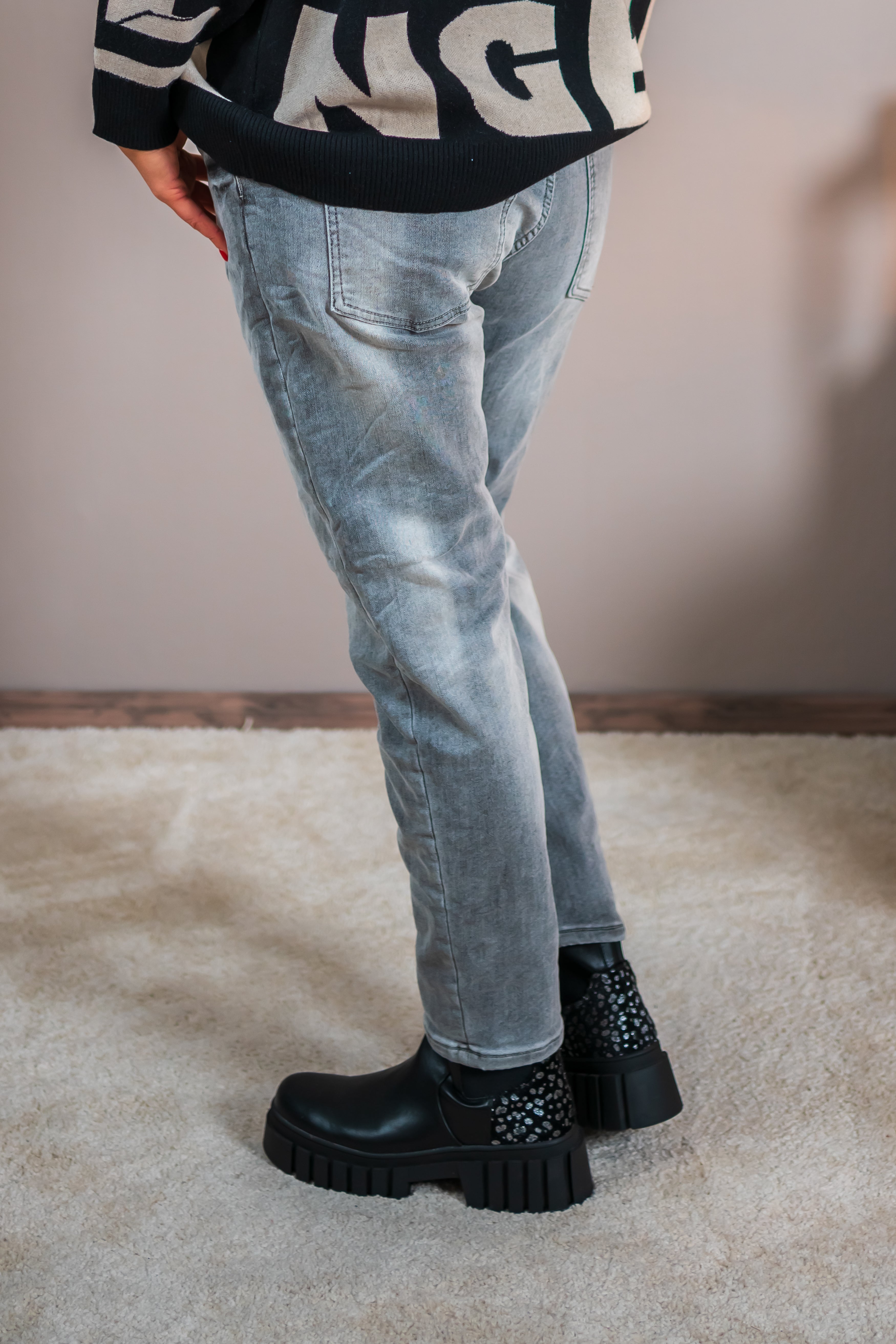High Waist-Jeans Basic Grey