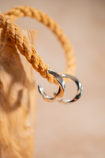 Ohrringe geschwungen, silber