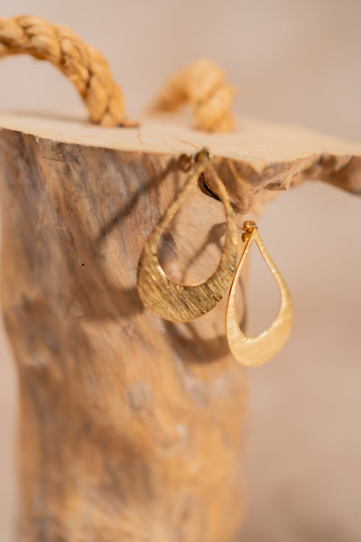 Ohrringe mit Stecker, vergoldet