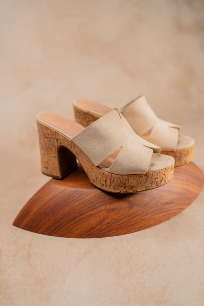 Plateau-Sandale mit Absatz, Beige