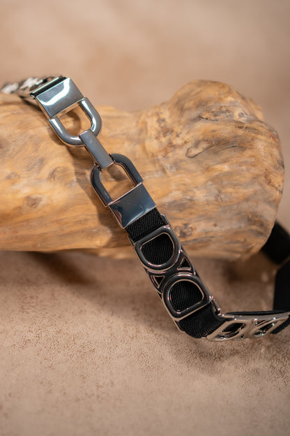 Elastischer Gürtel mit Metall-Details, schwarz